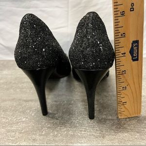 Cole Haan. Very dressy. Excellent Condition 9.5